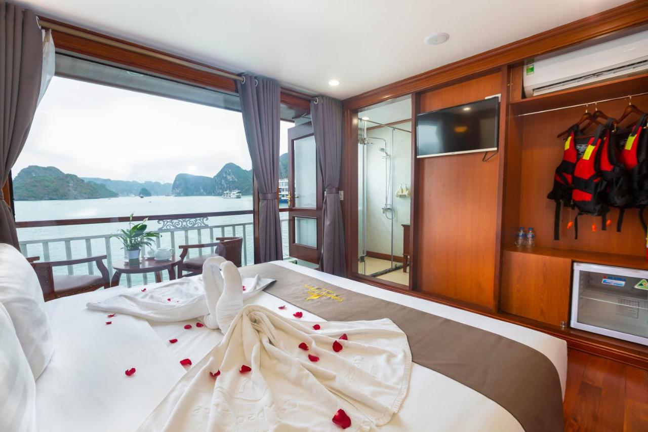 Le Journey Halong Bay Cruises Otel Ha Long Dış mekan fotoğraf